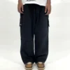 pant-13 (2) Black wide leg cargo pants with relaxed fit and utility pockets, styled for modern streetwear and everyday wear.